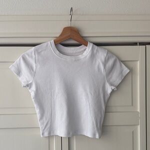 Hollister Cropped White Tee